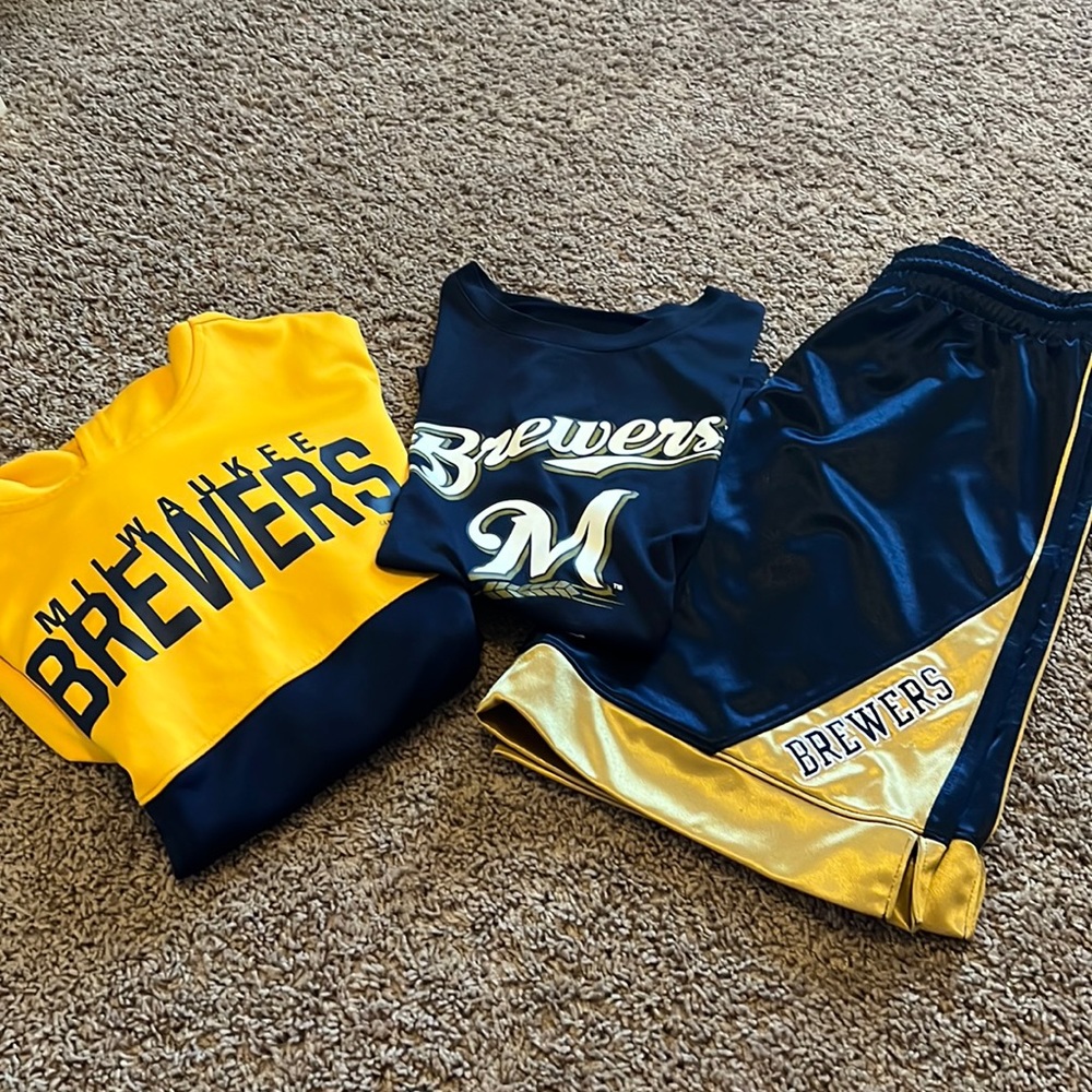 Set of hoodie, shirts & tshirt